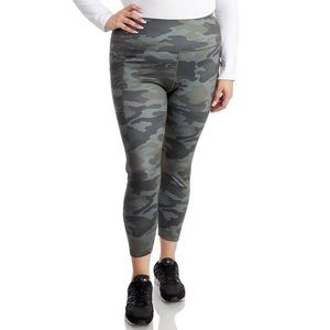 NWT Reebok Camo Leggings